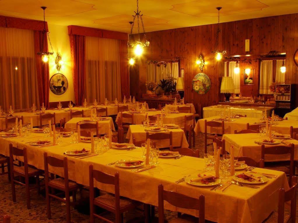 Hotel Milano Пьяццаторре Экстерьер фото